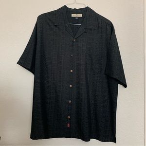Tommy Bahama Button Down